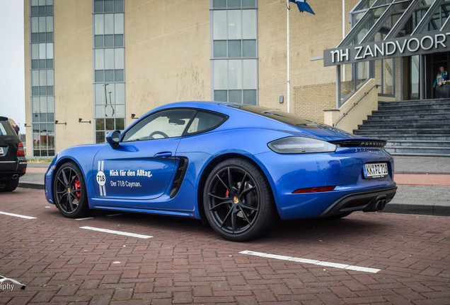 Porsche 718 Cayman S