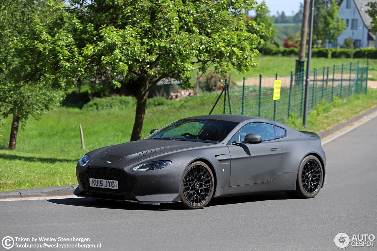 Aston Martin V12 Vantage V600