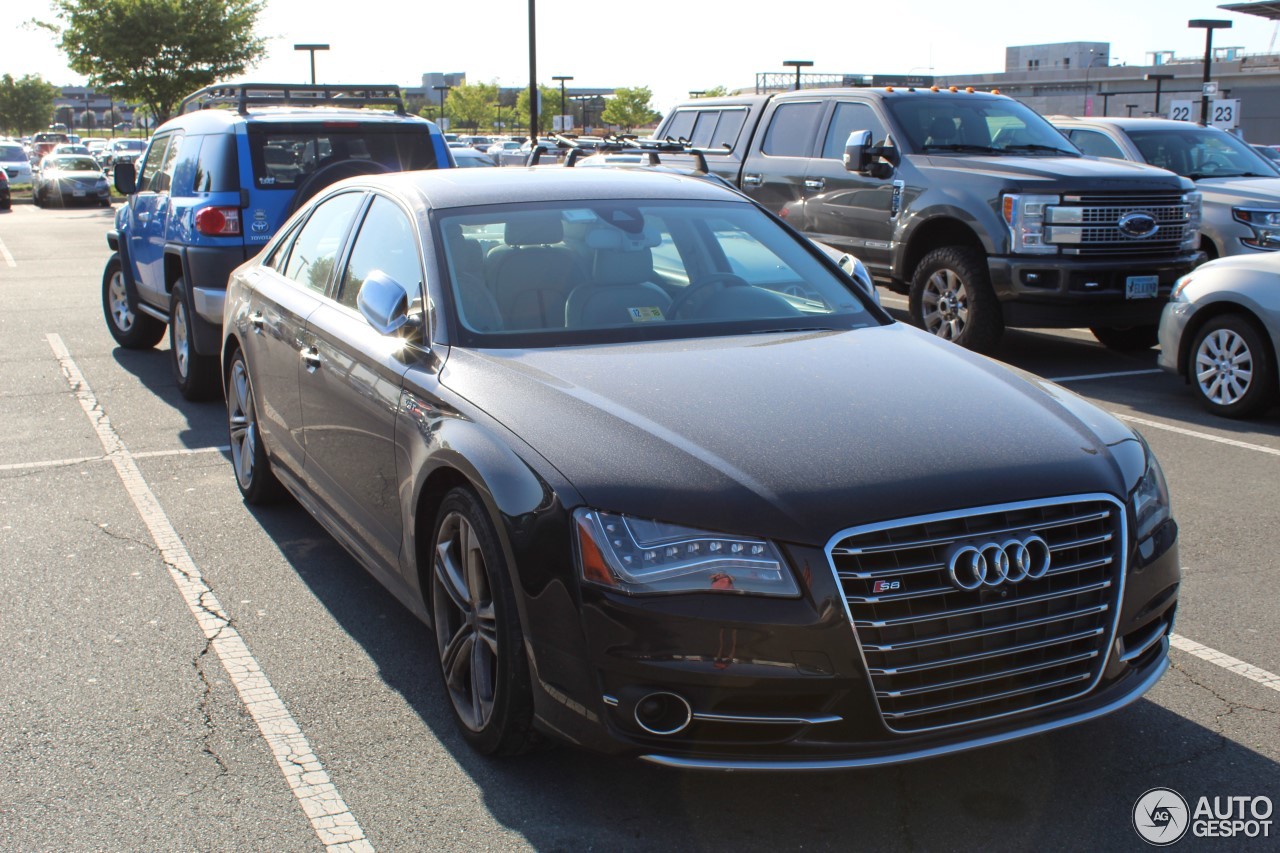 Audi S8 D4