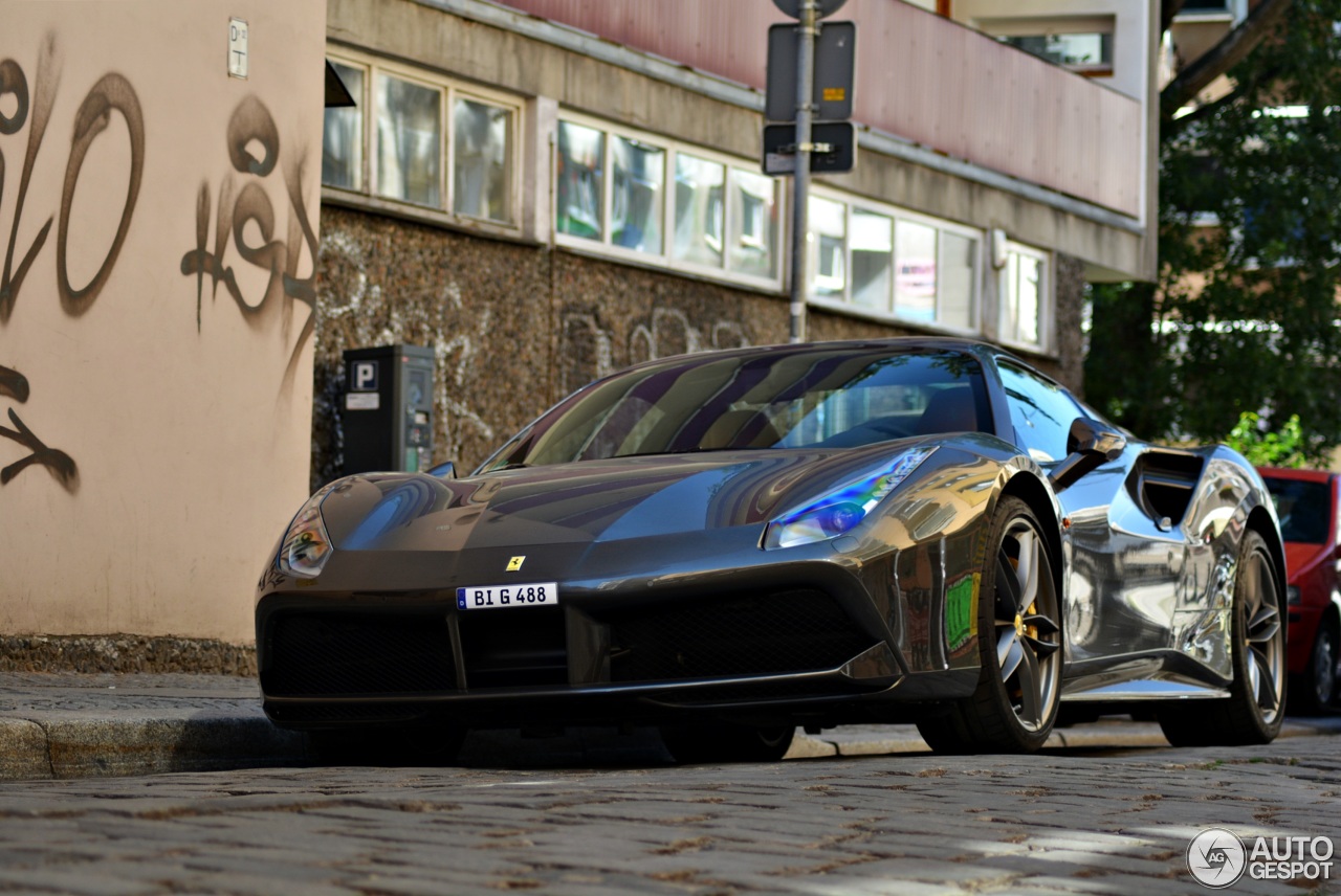 Ferrari 488 Spider