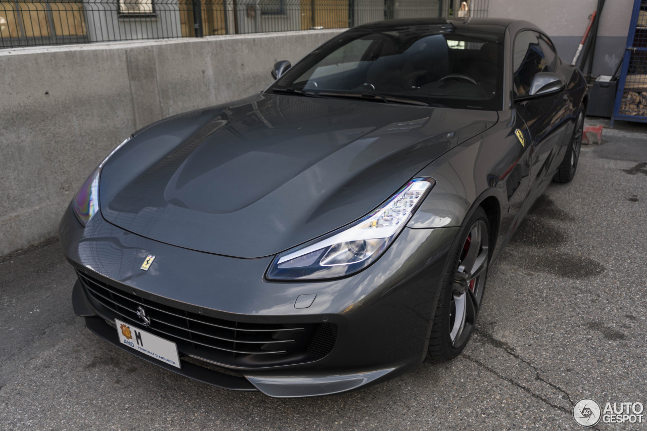 Ferrari GTC4Lusso