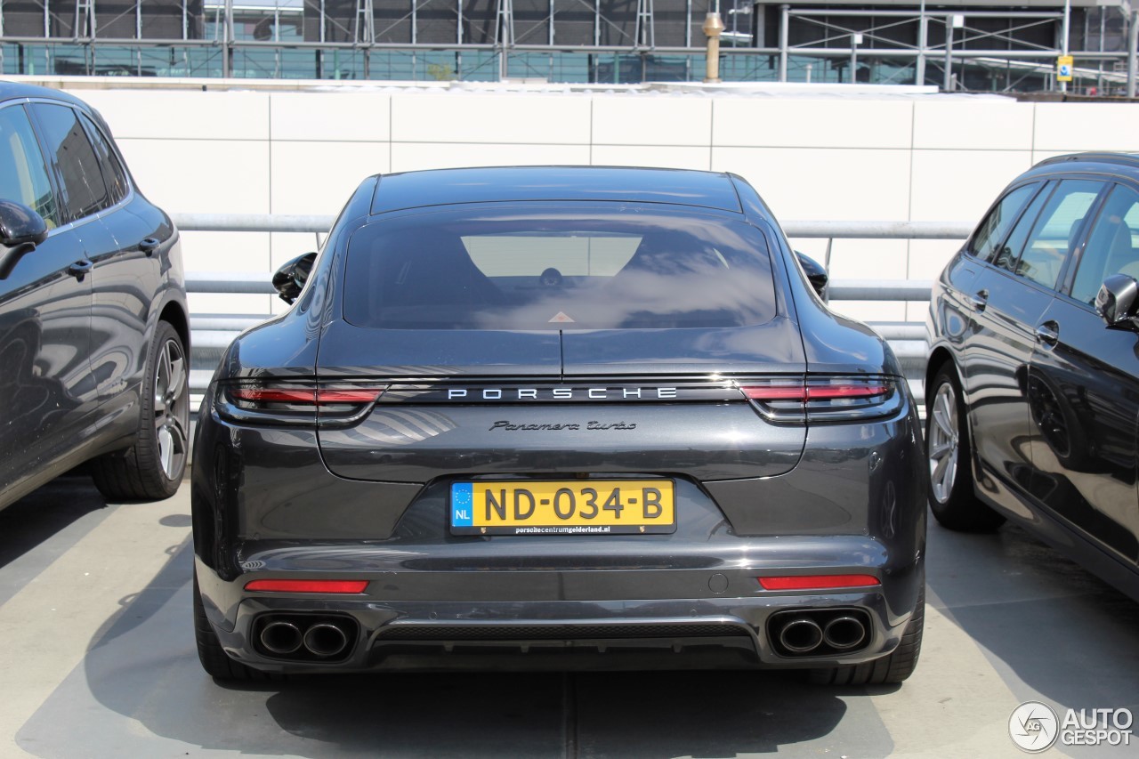 Porsche 971 Panamera Turbo