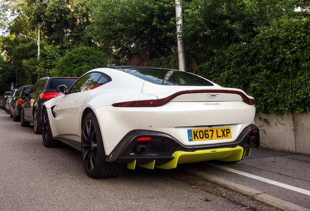 Aston Martin V8 Vantage 2018