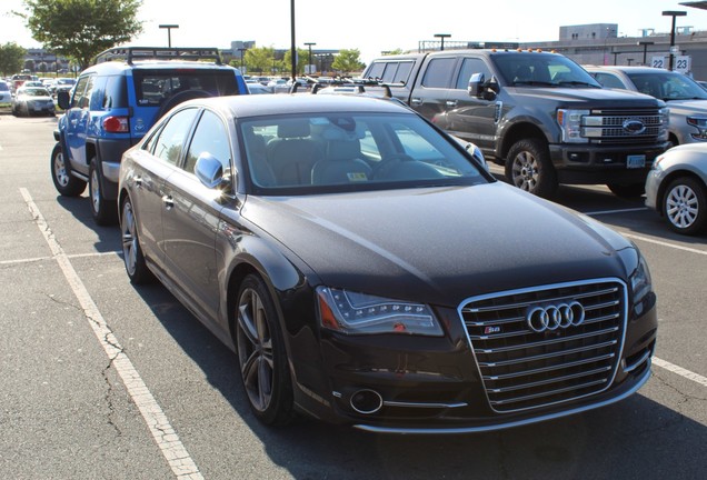 Audi S8 D4