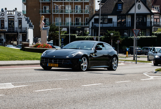 Ferrari FF