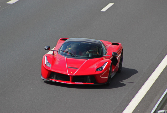 Ferrari LaFerrari Aperta