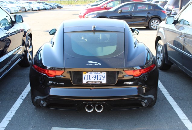 Jaguar F-TYPE S AWD Coupé British Design Edition