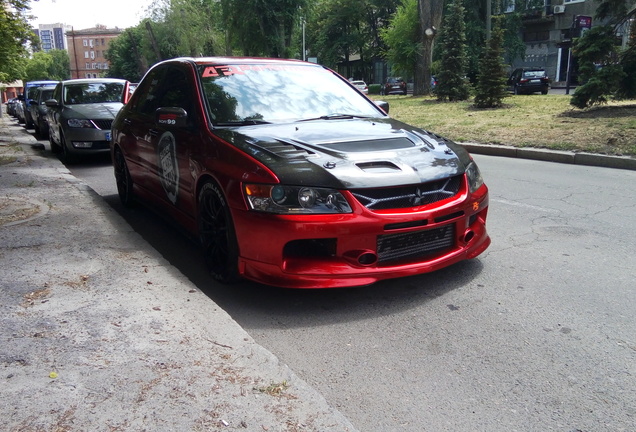 Mitsubishi Lancer Evolution IX MR