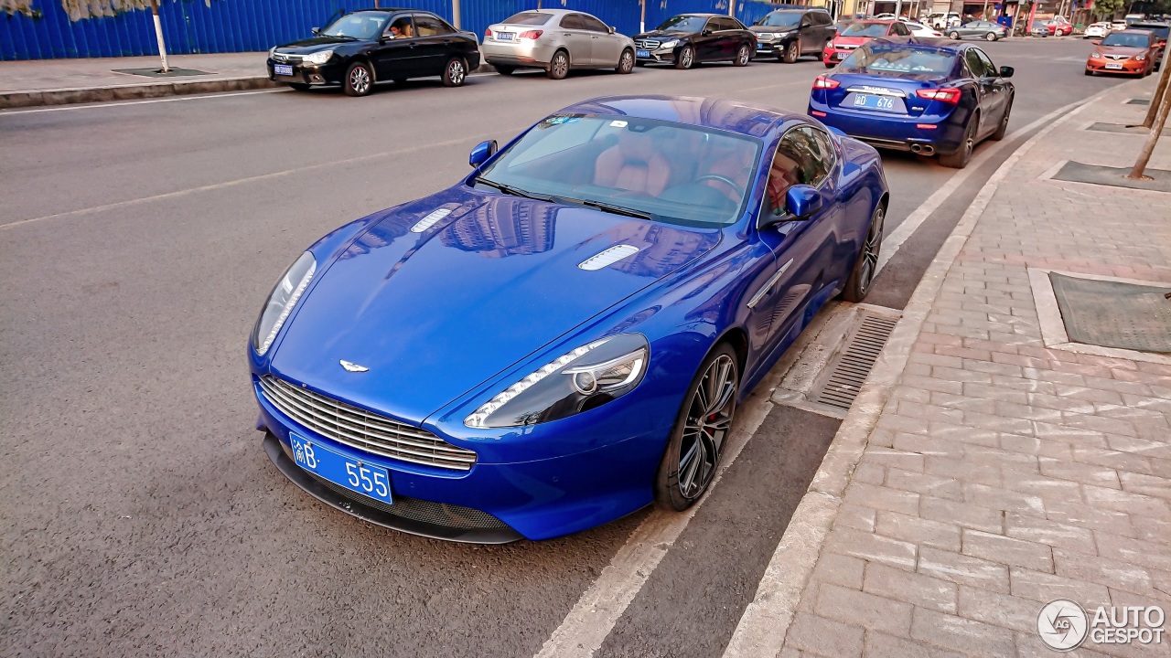 Aston Martin DB9 2013