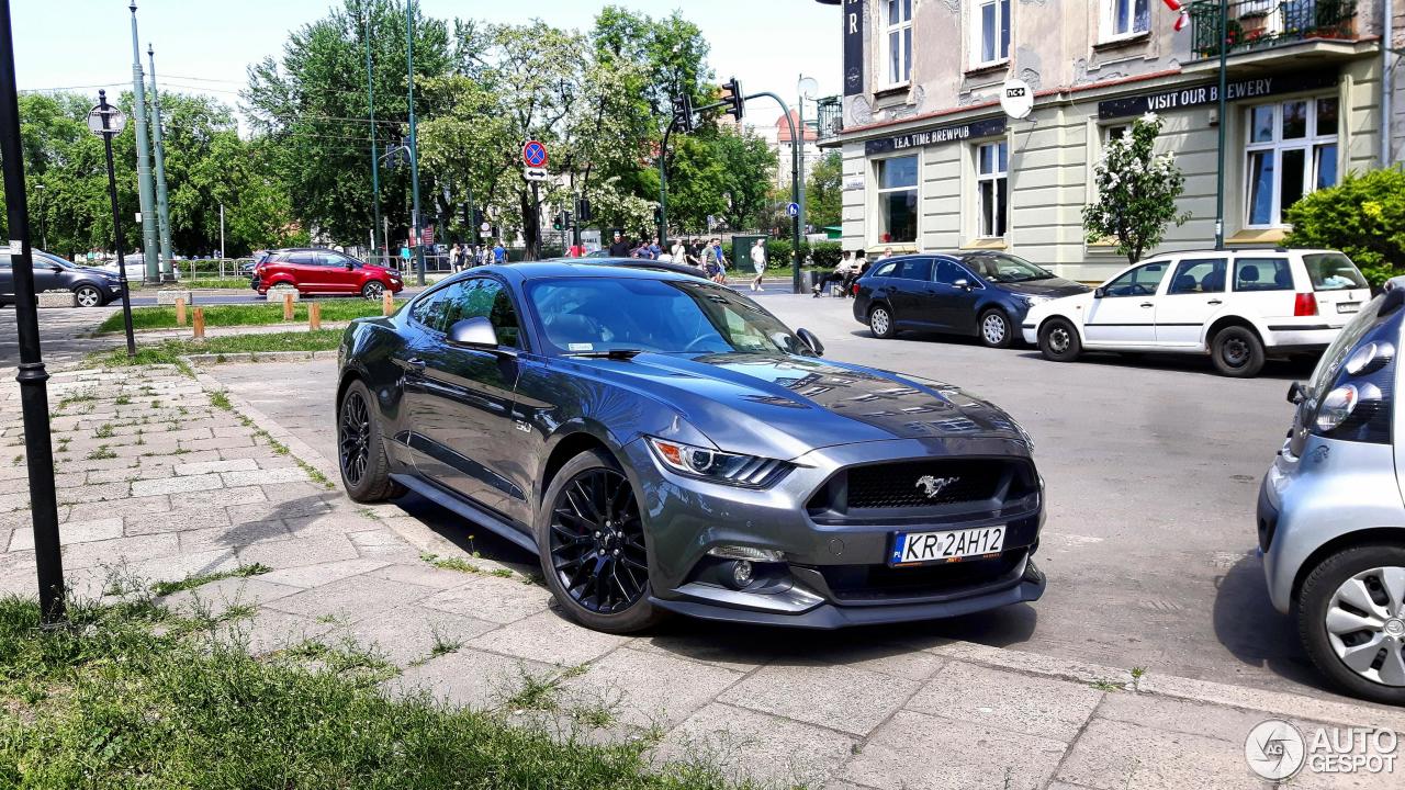 Ford Mustang GT 2015