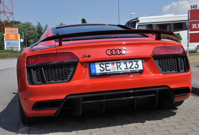 Audi R8 V10 Plus 2015