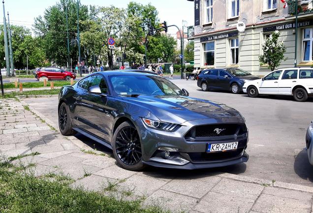 Ford Mustang GT 2015