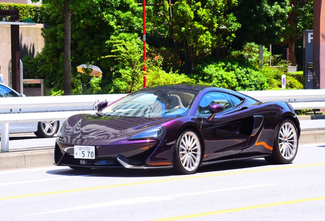 McLaren 570GT