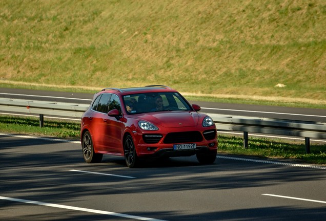 Porsche 958 Cayenne GTS