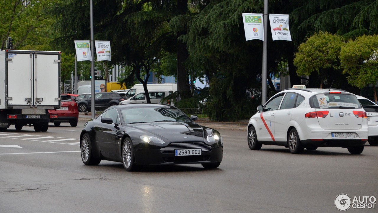 Aston Martin V8 Vantage