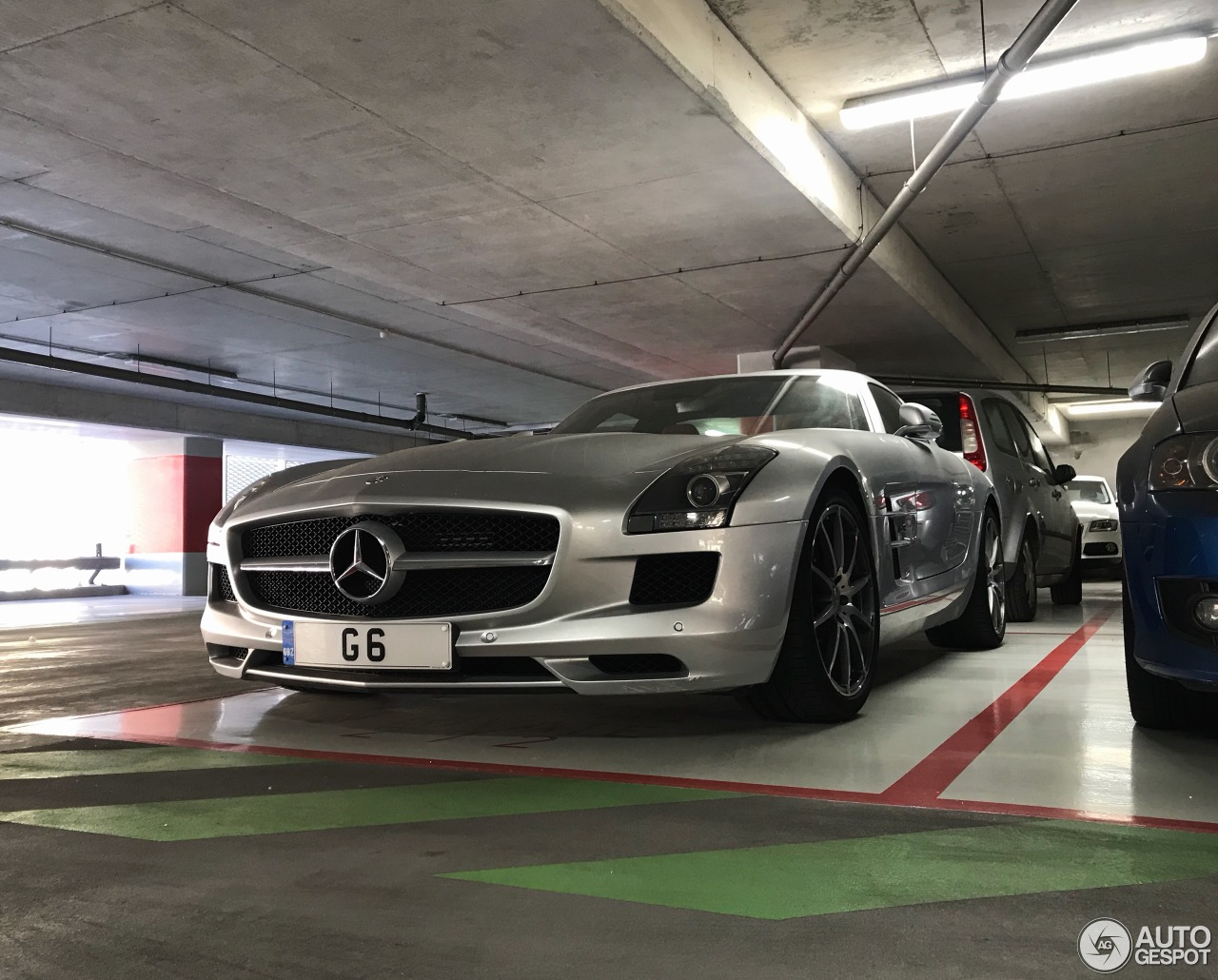 Mercedes-Benz SLS AMG