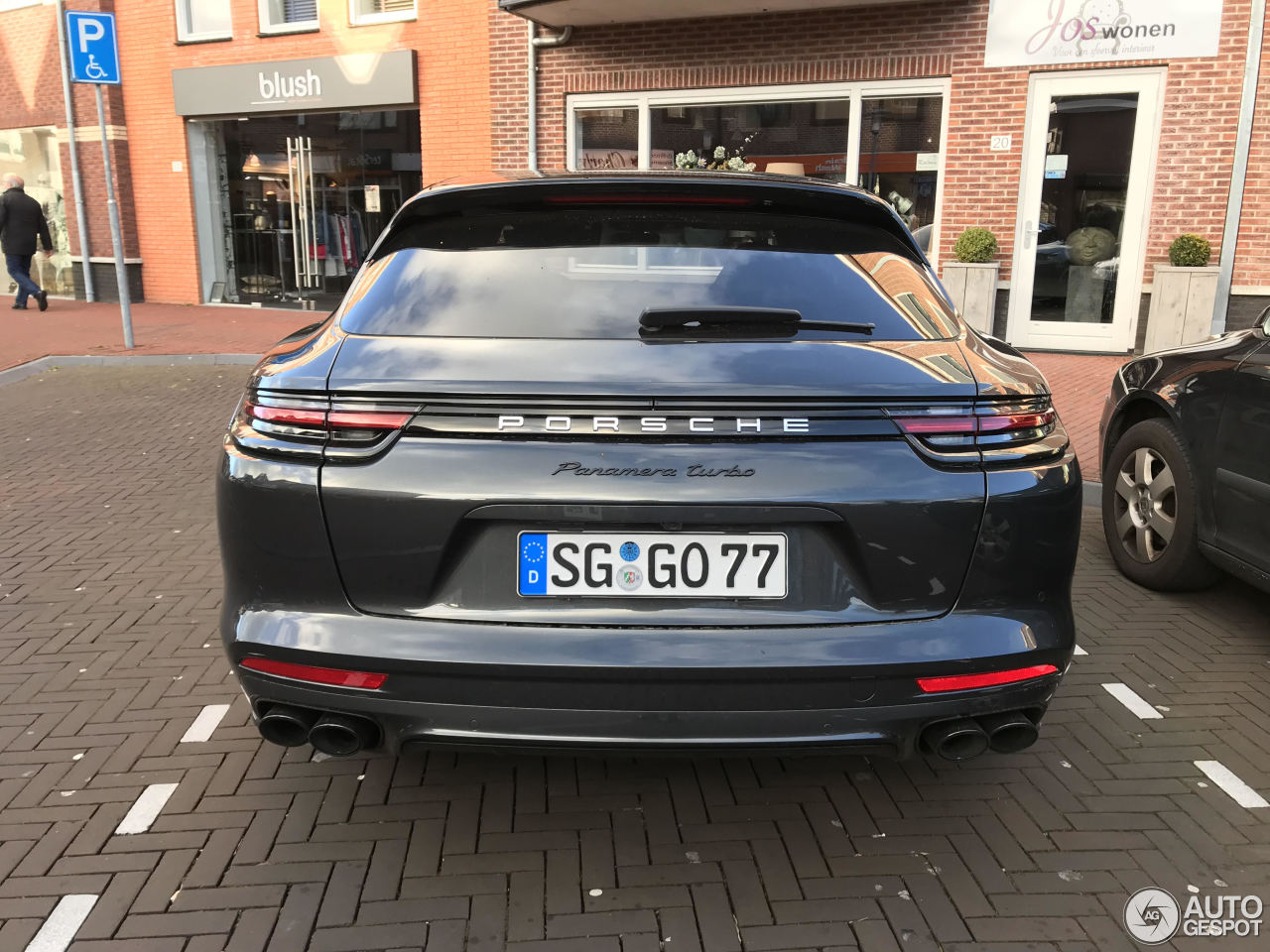 Porsche 971 Panamera Turbo Sport Turismo