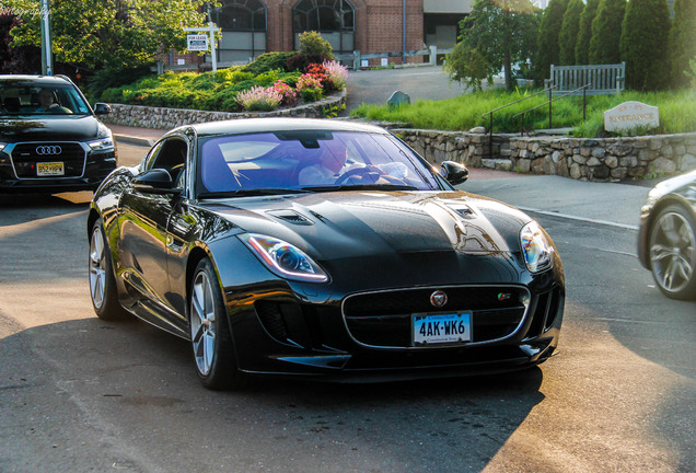 Jaguar F-TYPE S AWD Coupé