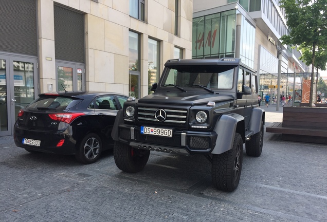 Mercedes-Benz G 500 4X4²