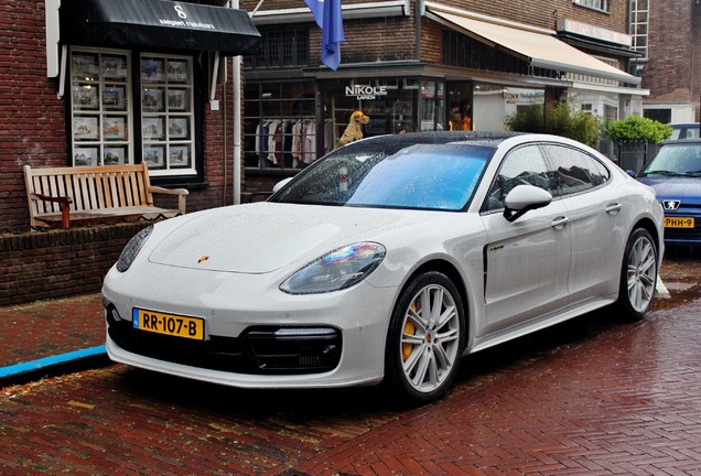 Porsche 971 Panamera Turbo S E-Hybrid