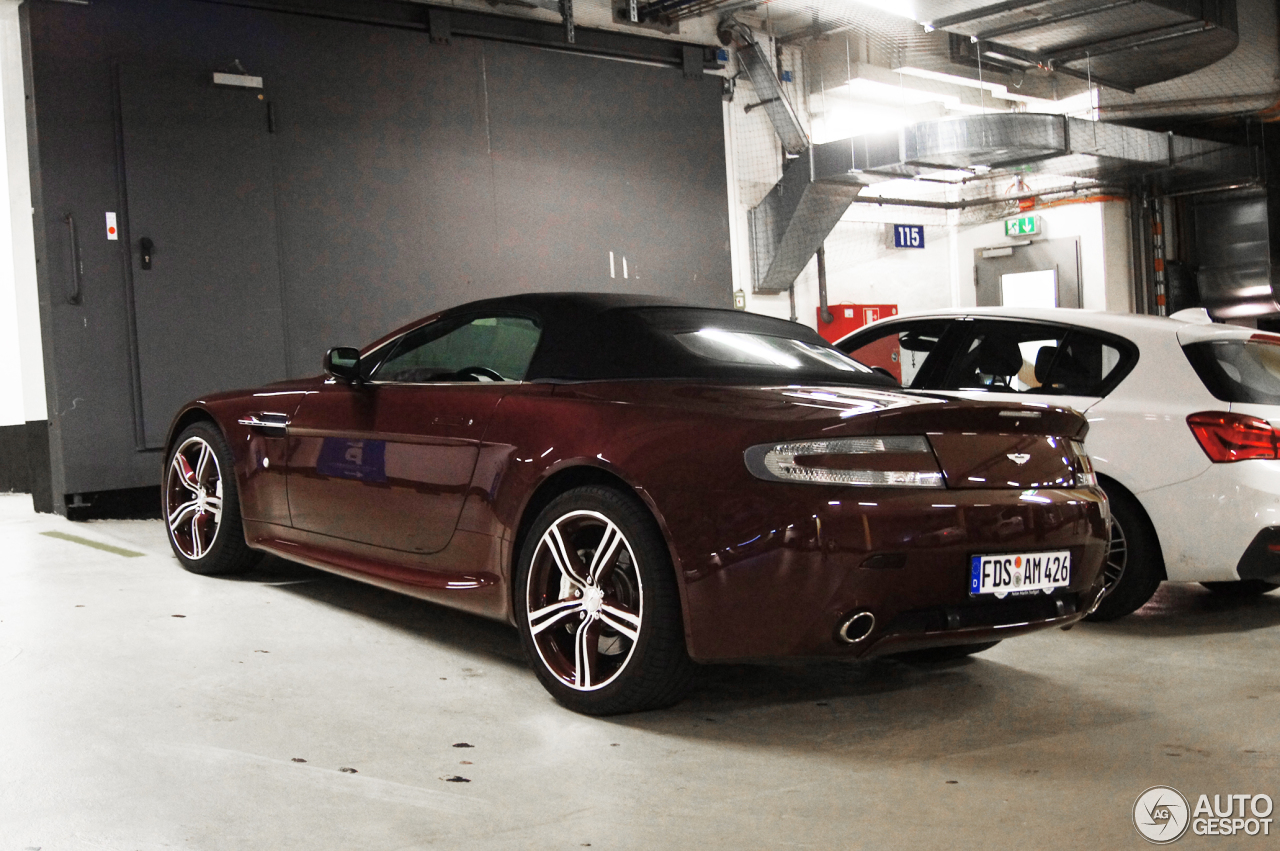 Aston Martin V8 Vantage Roadster