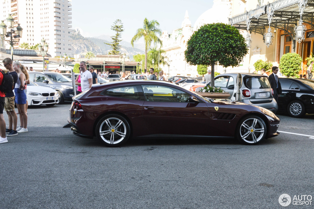 Ferrari GTC4Lusso