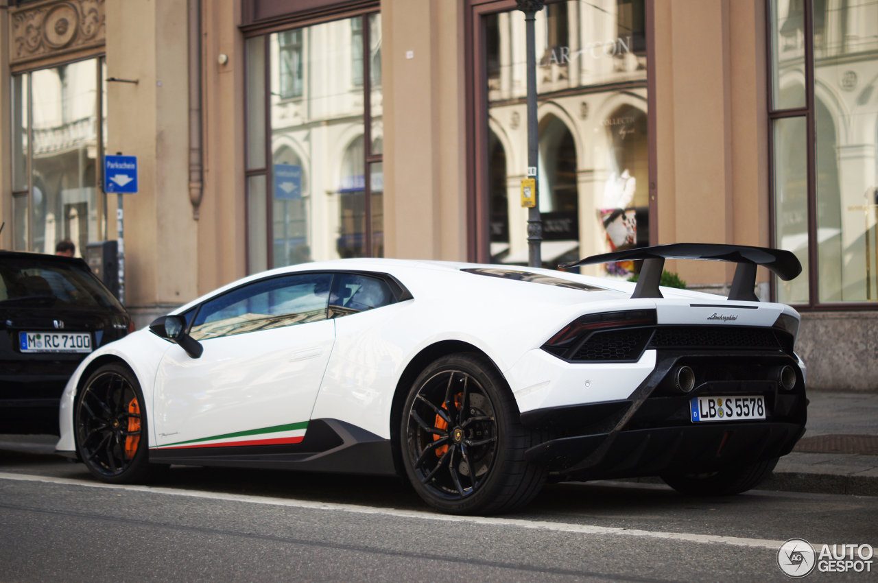 Lamborghini Huracán LP640-4 Performante