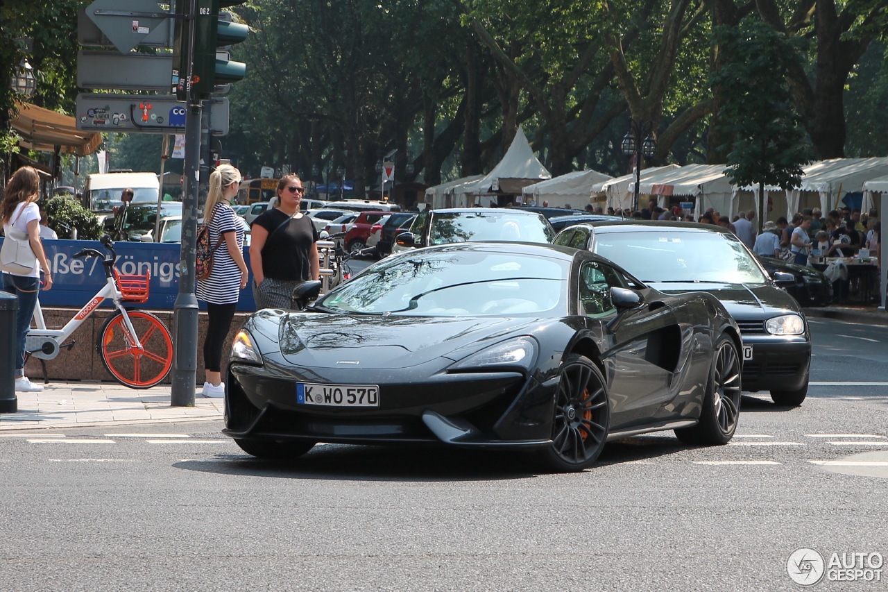 McLaren 570S