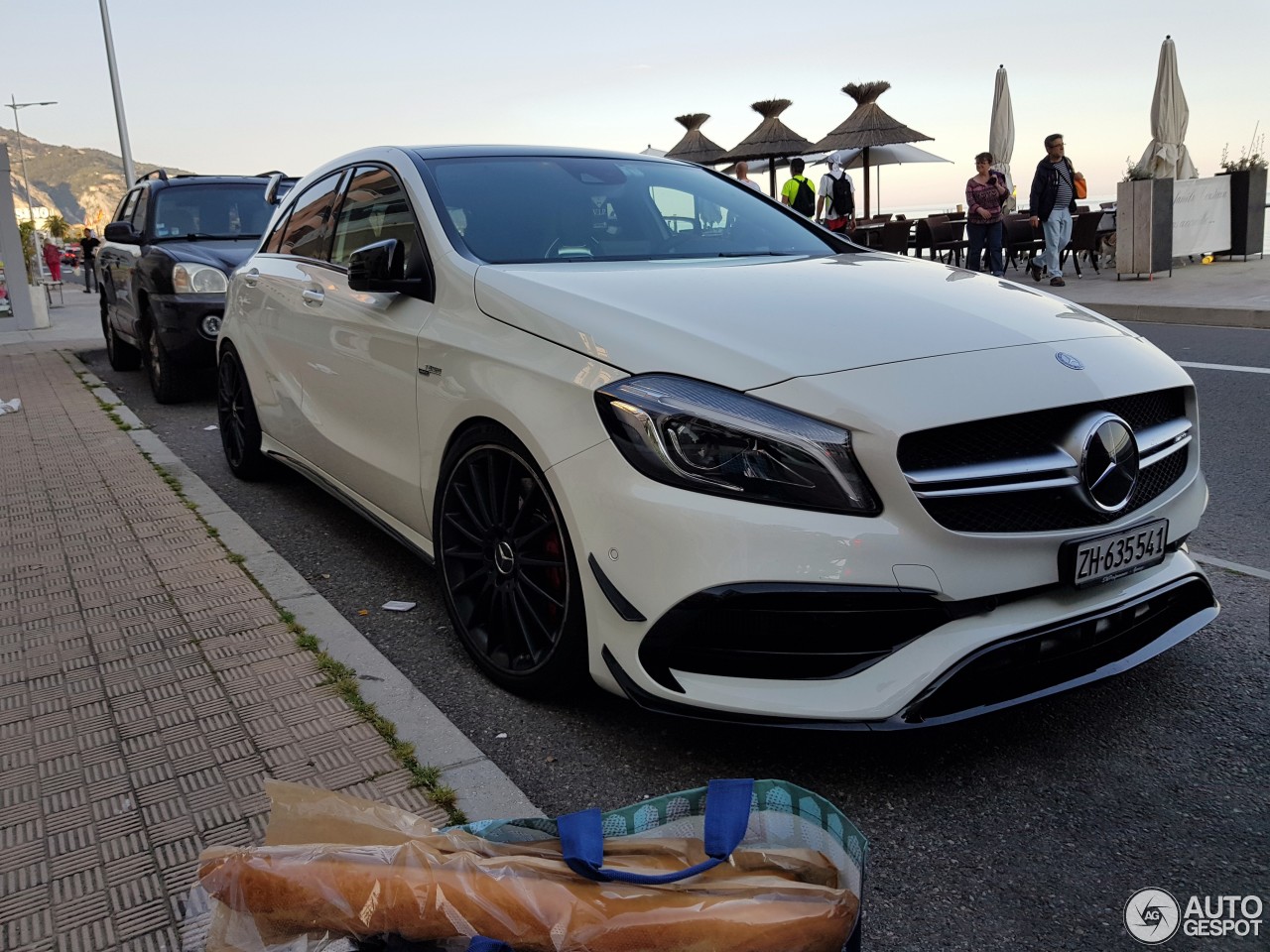 Mercedes-AMG A 45 W176 2015