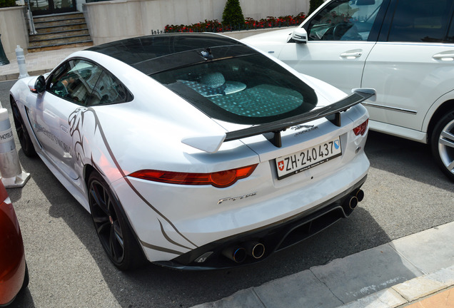 Jaguar F-TYPE SVR Coupé