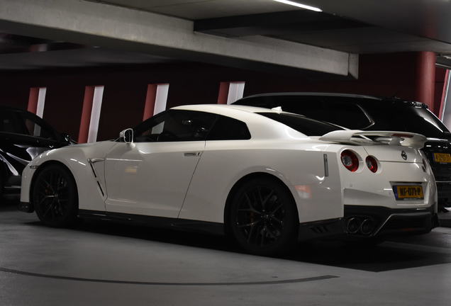 Nissan GT-R 2017