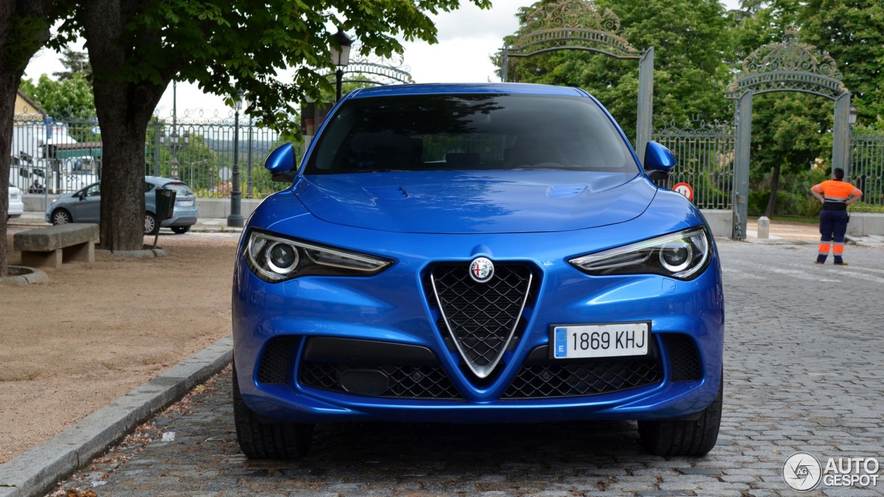 Alfa Romeo Stelvio Quadrifoglio