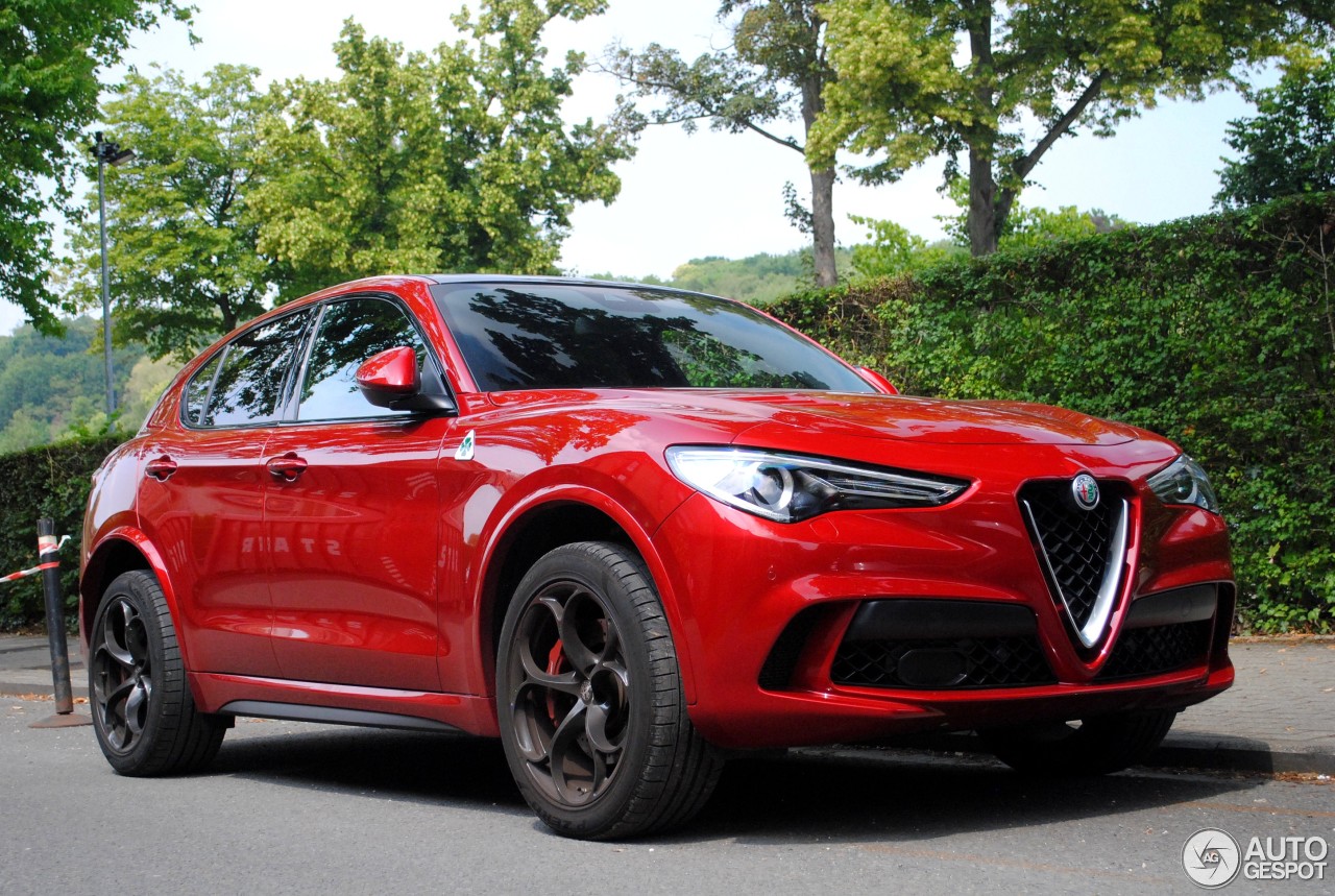 Alfa Romeo Stelvio Quadrifoglio