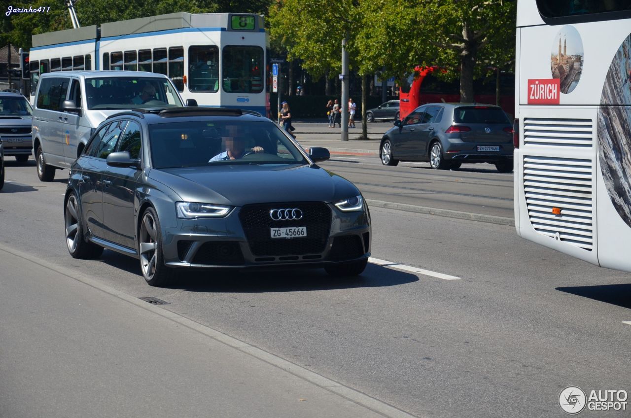 Audi RS4 Avant B8