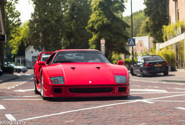 Ferrari F40