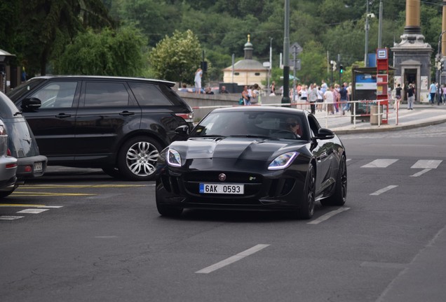 Jaguar F-TYPE R Coupé