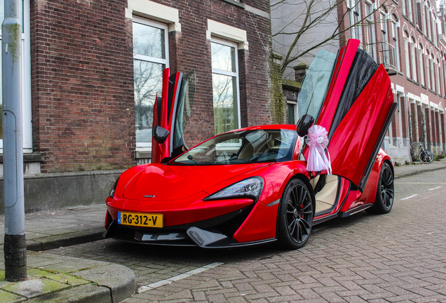 McLaren 570S