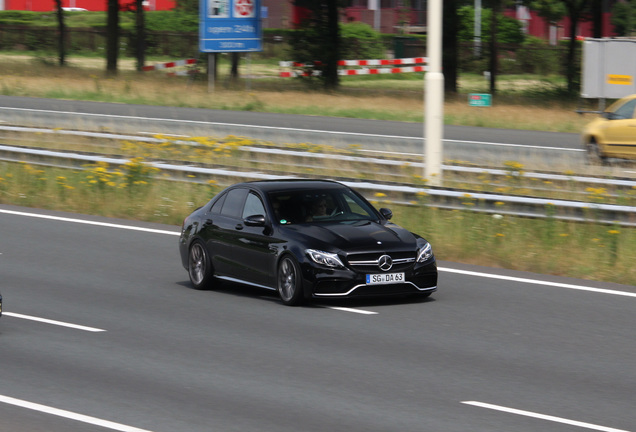 Mercedes-AMG C 63 S W205