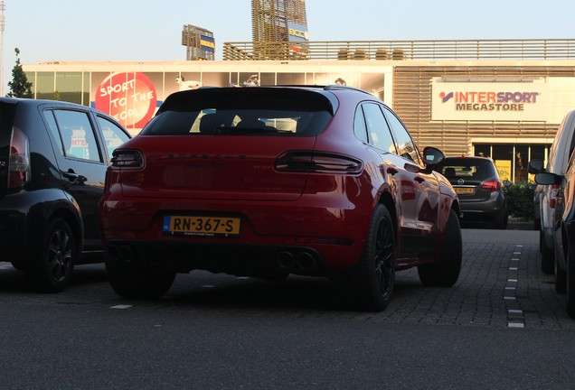 Porsche 95B Macan GTS