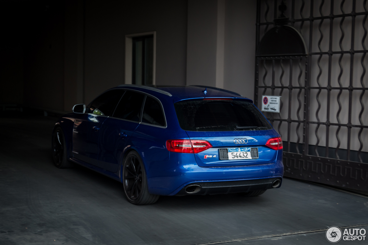 Audi RS4 Avant B8