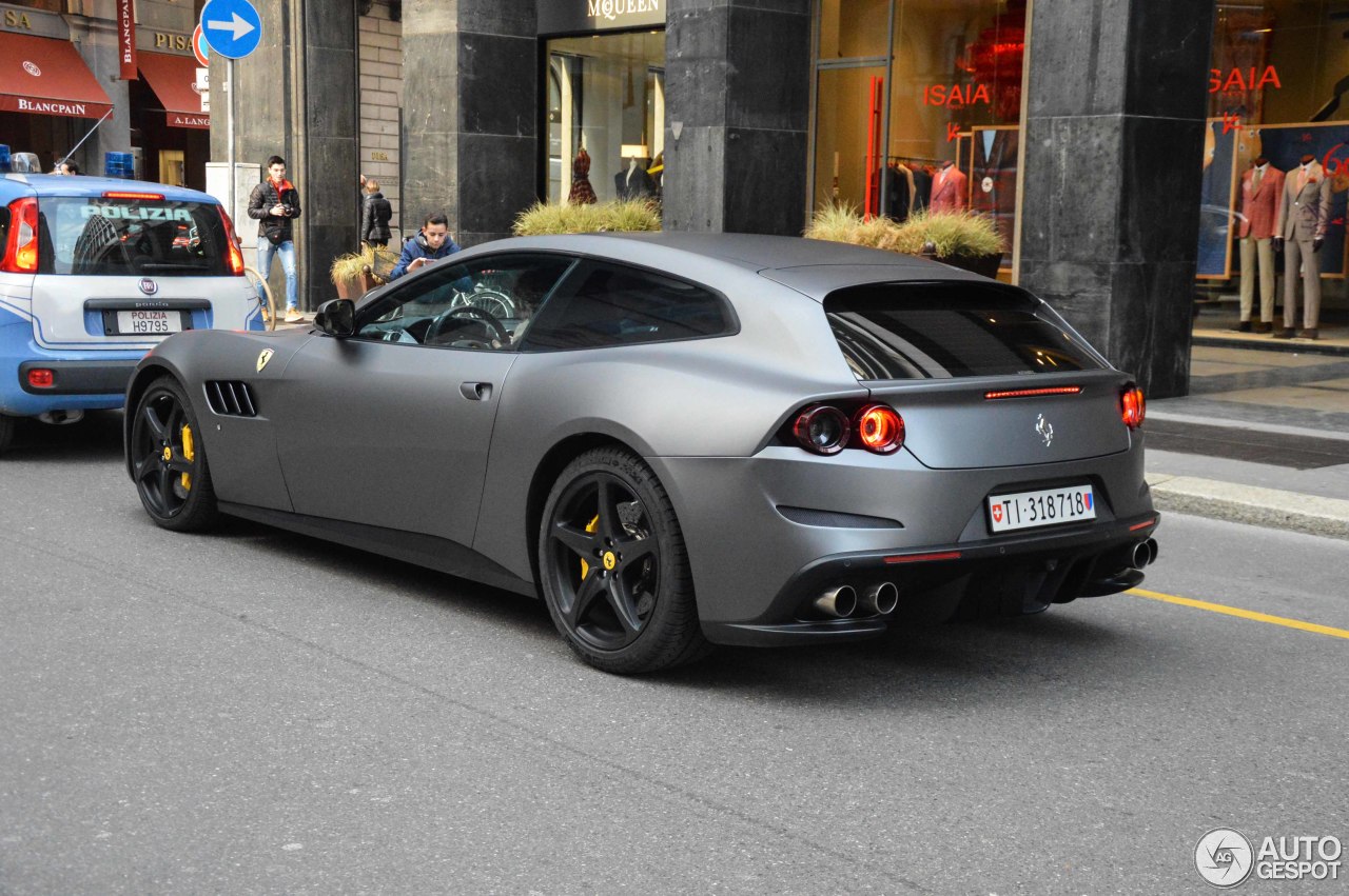 Ferrari GTC4Lusso