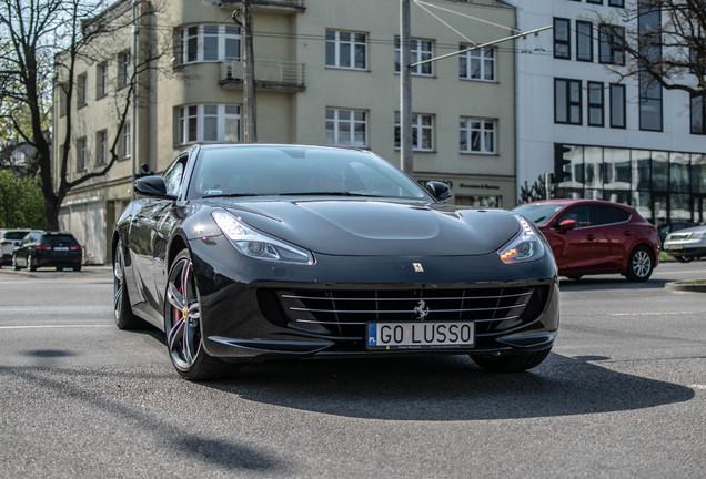 Ferrari GTC4Lusso