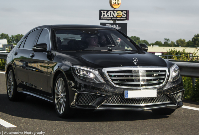 Mercedes-Benz S 65 AMG V222