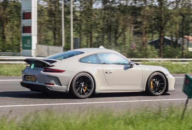 Porsche 991 GT3 Touring