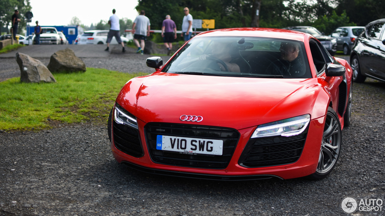 Audi R8 V10 2013