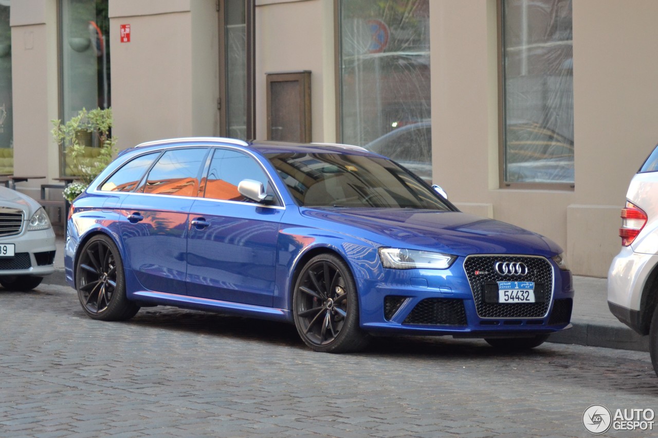 Audi RS4 Avant B8