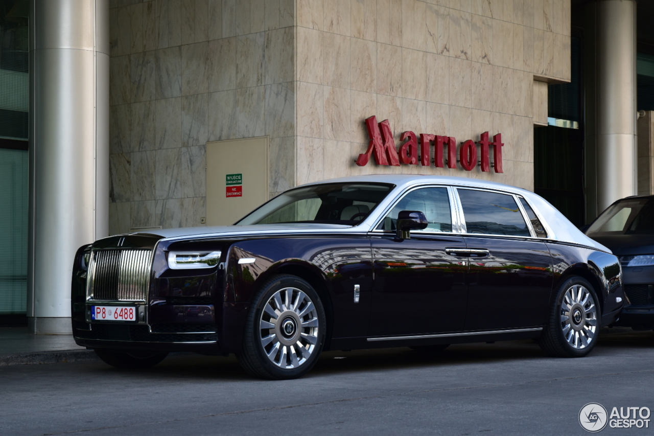 Rolls-Royce Phantom VIII EWB