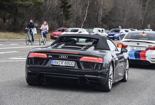 Audi R8 V10 Spyder 2016