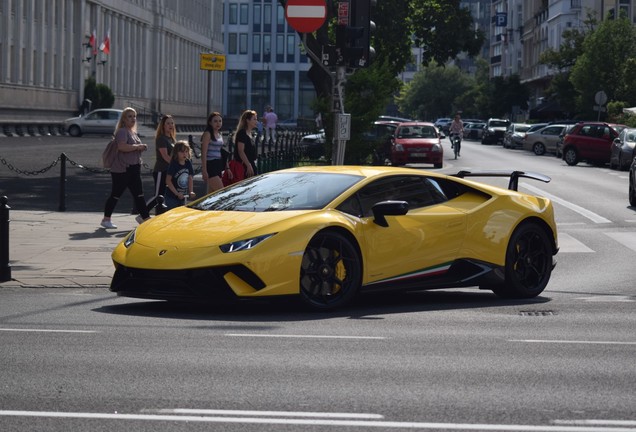 Lamborghini Huracán LP640-4 Performante