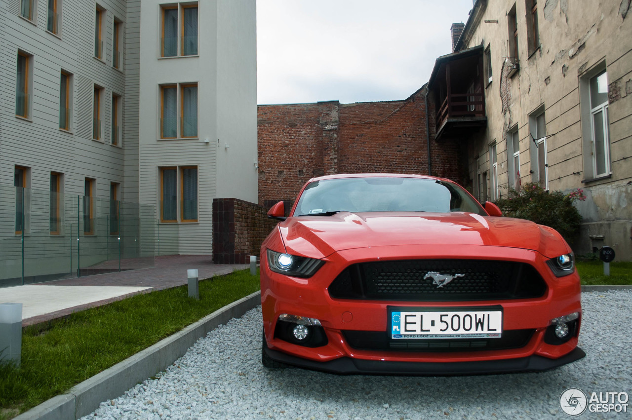 Ford Mustang GT 2015